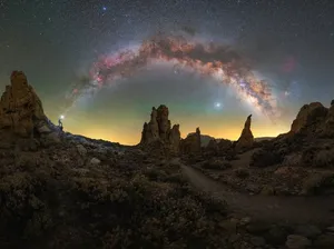 Potret Milky Way dari Penjuru Dunia yang Menyihir Mata Potret Milky Way dari Penjuru Dunia yang Menyihir Mata
