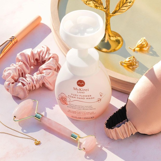 Viral di TikTok! Inilah 3 Foam Stamp Hand Soap yang Punya Bentuk Menggemaskan