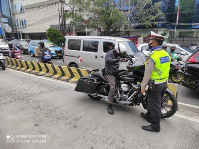 Penampakan Moge Terobos Busway di Jakpus Ditindak Polisi