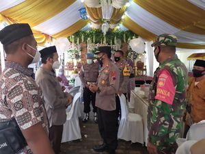 Kudus Zona Merah Corona! Petugas Bubarkan Hajatan Pernikahan