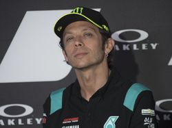 Valentino Rossi Pensiun, Dapat Ucapan dari Para Mantan