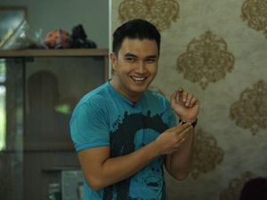 Bisnis Artis Si Penjual Kontroversi Bisnis Artis Si Penjual Kontroversi
