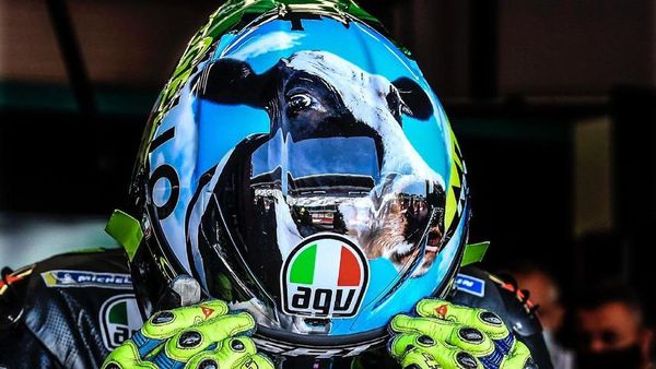 Lucu! Helm Spesial Rossi di MotoGP Italia 2021