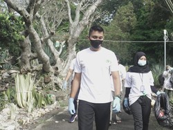 Yuk, Bersihkan Kebun Raya Bogor dari Sampah Plastik