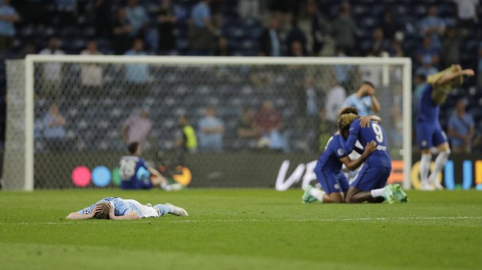 PORTO, PORTUGAL - MAY 29: Oleksandr Zinchenko of Manchester City looks dejected after the UEFA Champions League Final between Manchester City and Chelsea FC at Estadio do Dragao on May 29, 2021 in Porto, Portugal. (Photo by Manu Fernandez - Pool/Getty Images)
