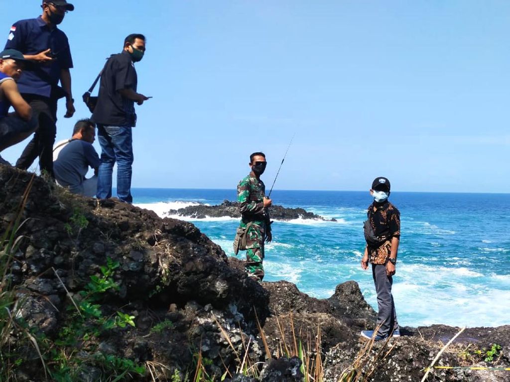 Terseret Ombak Saat Selfie, 1 Wisatawan Tewas di Pantai Kebumen Terseret Ombak Saat Selfie, 1 Wisatawan Tewas di Pantai Kebumen