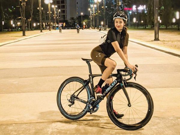 Siap Keringetan, 7 Artis Cantik Pakai Jersey Roadbike