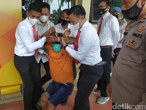 Penampakan Preman Dadang Buaya yang Pincang Didor Polisi Penampakan Preman Dadang Buaya yang Pincang Didor Polisi
