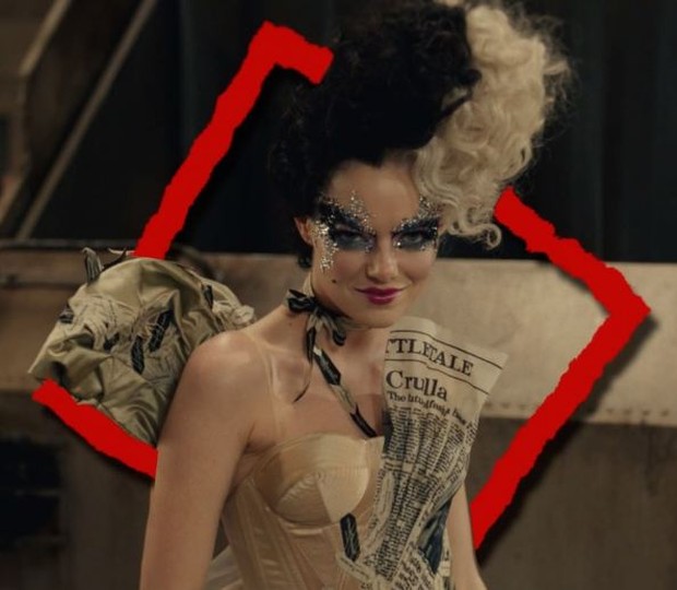 Emma Stone saat memerankan karakter Cruella dalam film Cruella.