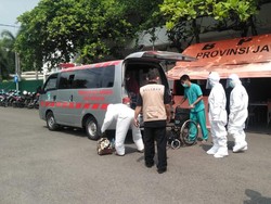 11.350 TKI Pulang ke Jawa Timur, 126 Positif COVID-19