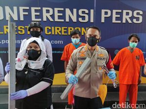 Polisi Tangkap Dua Pencuri Besi Tower SUTET di Cirebon