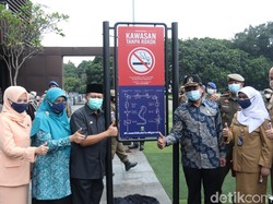 Hari Tanpa Tembakau, Walkot Bandung: Awas di Angkot Jangan Merokok!