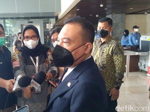 COVID Merebak di Senayan, Pimpinan DPR: Rapat Tak Lebih dari 2,5 Jam! COVID Merebak di Senayan, Pimpinan DPR: Rapat Tak Lebih dari 2,5 Jam!