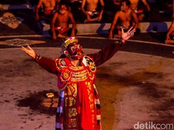 Inilah 6 Keunikan Tari Kecak Khas Bali
