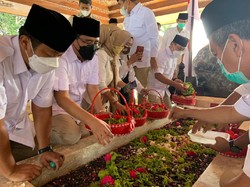 Ziarah Makam Bung Karno, Sekjen Gerindra Ajak Jaga Keutuhan Pancasila