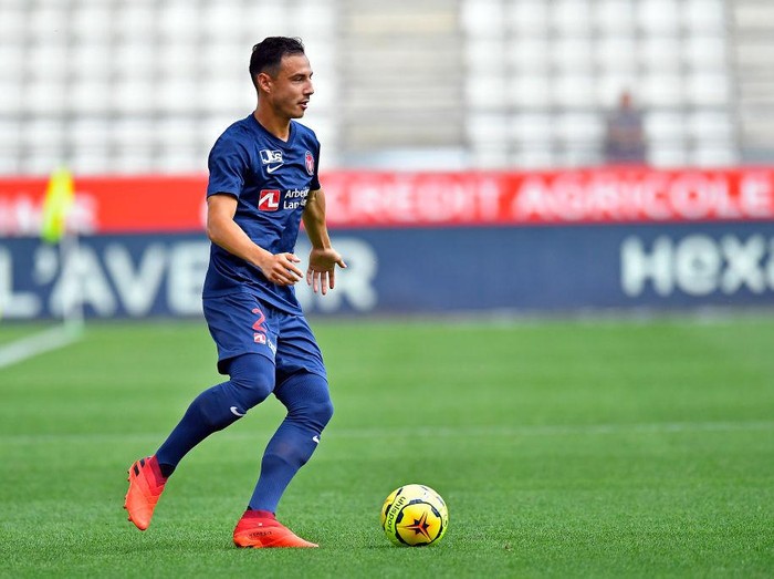 REIMS, FRANCE - AUGUST 15: Dion Cools of FC Midtjylland runs with the ball during the friendly match between Reims and FC Midtjylland at Stade Auguste Delaune on August 15, 2020 in Reims, France. (Photo by Aurelien Meunier/Getty Images for FC Midtjylland )