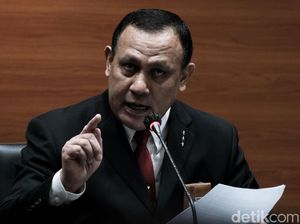 Ketua KPK Firli Bahuri Pensiun dari Polri Ketua KPK Firli Bahuri Pensiun dari Polri