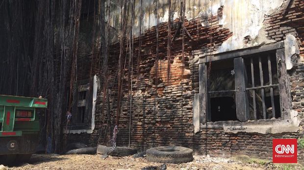 Kastil Belanda yang terbengkalai di area RT 8 RW 1 Kampung Tongkol, Kelurahan Ancol, Kecamatan Pademangan, Jakarta Utara