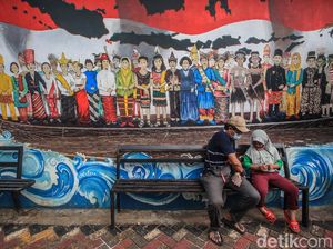 Melongok Mural Keren di Kampung Pancasila