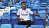 Jersey ini mengenakan bahan primegreen, yang terdiri dari bahan daur ulang dengan teknologi heat.rdy-keep cool, sehingga bisa mengatur suhu pemain selama pertandingan. Foto: Adidas