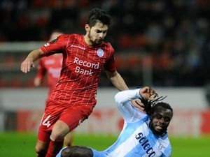 Beda Nasib Dion Cools dengan Sandy Walsh dan Kevin Diks