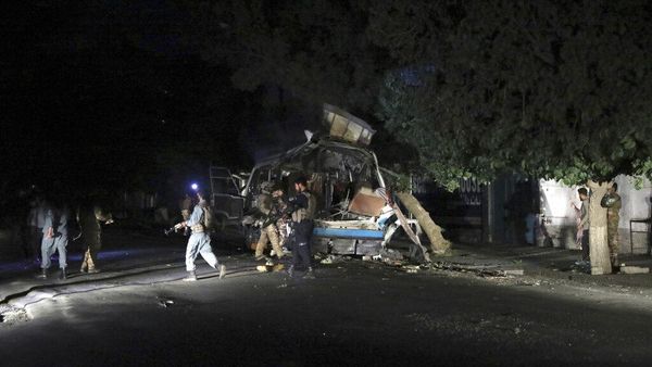 Afghanistan Gelap Gulita Pasca Ledakan Tiga Bom