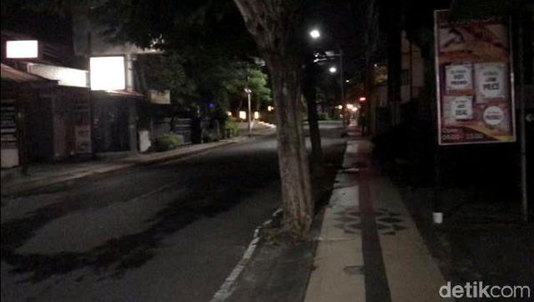 Suasana Bali di Malam Hari Saat Pandemi Bak Kota Mati