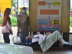 Penting! Ini Kriteria Pasien COVID-19 yang Perlu Dibawa ke RS