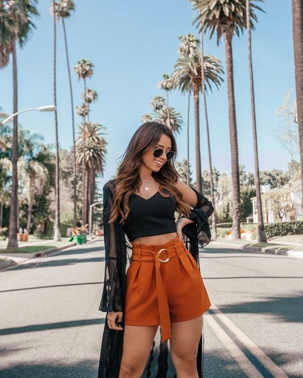 foto: Celana pendek dengan cardigan/pinterest.com/Cilene