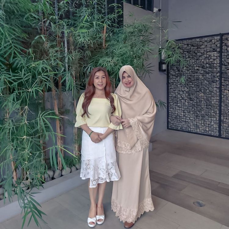 Ibunda Larissa Chou dan Alvin Faiz