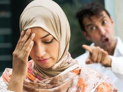 15 Ciri Rumah Tangga yang Terkena Sihir Menurut Islam