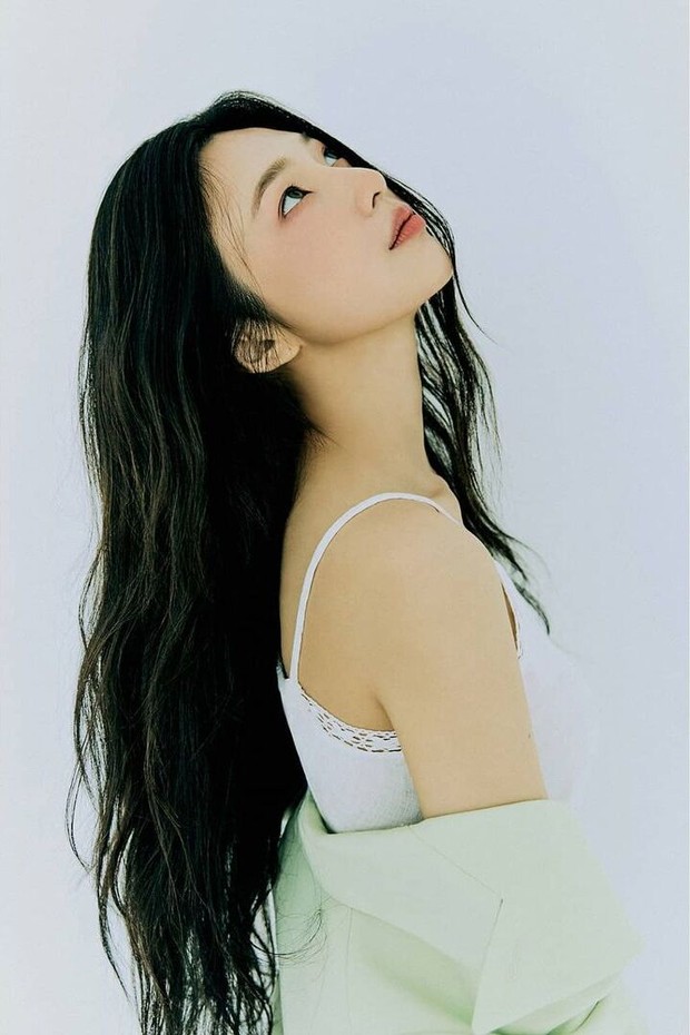 Debut Solo, Gaya 90an Joy Red Velvet di Album 'Hello' Bikin Nostalgia