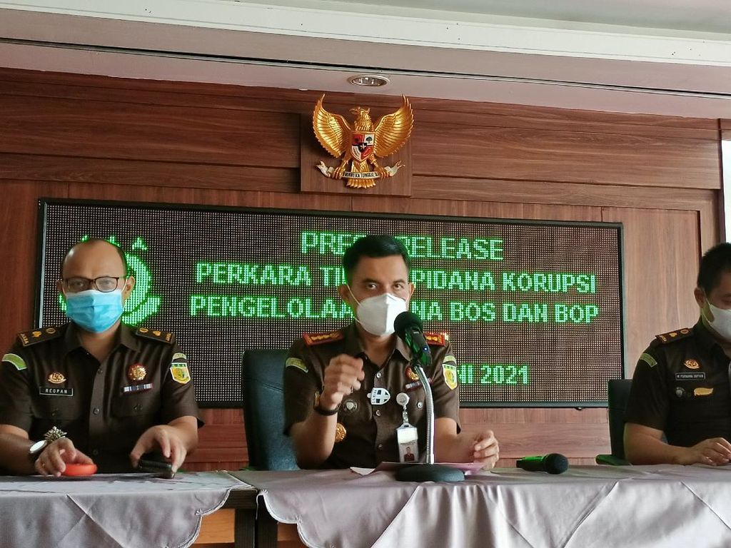 2 Tersangka Segera Diadili di Kasus Korupsi Dana BOS SMKN 53 Jakarta