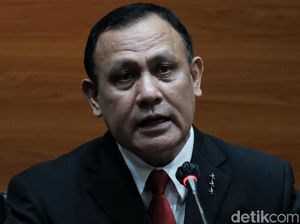 Ternyata Firli Bahuri di Jambi Saat BEM SI Geruduk KPK Ternyata Firli Bahuri di Jambi Saat BEM SI Geruduk KPK