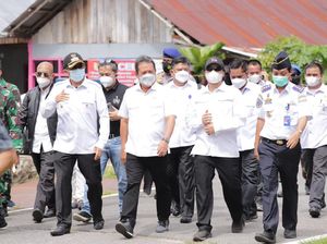 Dorong Potensi Tuna, Trenggono Minta Usaha di PPS Bungus Diperkuat Dorong Potensi Tuna, Trenggono Minta Usaha di PPS Bungus Diperkuat