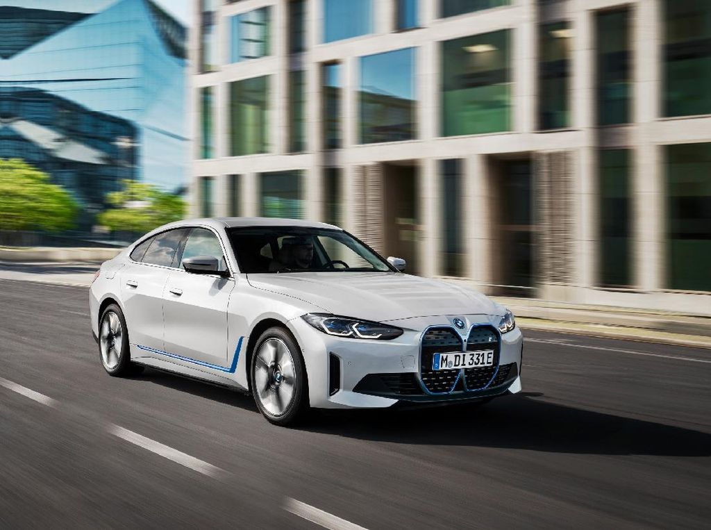 Resmi Meluncur, Ini Mobil Listrik Baru BMW i4 Resmi Meluncur, Ini Mobil Listrik Baru BMW i4
