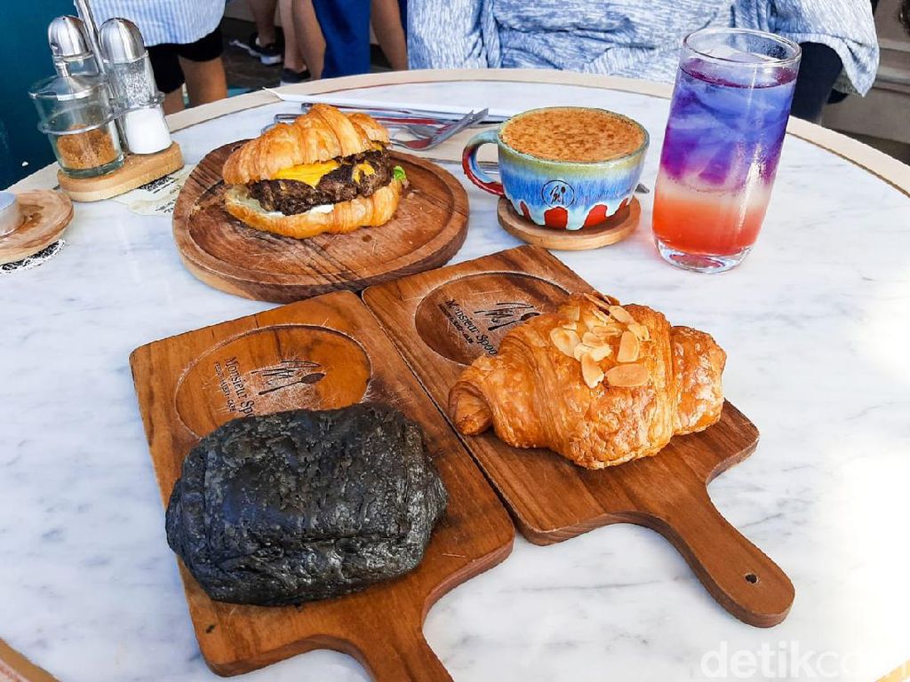 Ada Tempat Ngopi hingga Bakery Hits yang Tawarkan Croissant Enak di Urban Farm Ada Tempat Ngopi hingga Bakery Hits yang Tawarkan Croissant Enak di Urban Farm