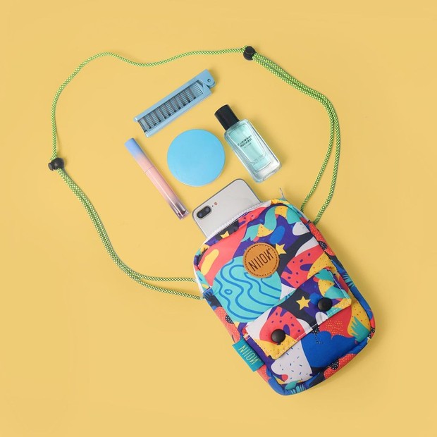 Rekomendasi Phone Bag Lokal