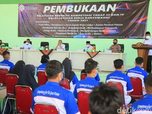 Ratusan Anak Muda Banyuwangi Dapat Pelatihan dan Sertifikasi Kompetensi Gratis Ratusan Anak Muda Banyuwangi Dapat Pelatihan dan Sertifikasi Kompetensi Gratis