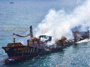 Sri Lanka Terancam Bencana Lingkungan Gegara Kapal Kargo Ini