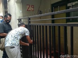 Suami Tusuk Istri Tua Gegara Rebutan Anak, Pisau Masih Nancap di Dada