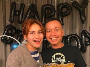 Ini yang Buat Ortu Ayu Ting Ting Rela Satroni Rumah Kartika Damayanti saat PPKM Ini yang Buat Ortu Ayu Ting Ting Rela Satroni Rumah Kartika Damayanti saat PPKM