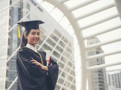 Dosen Unikama Cerita Pengalaman dan Berikan Tips Sukses Raih Beasiswa