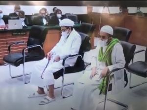 Hakim Tawarkan Minta Grasi ke Jokowi, Menantu HRS Menolak Hakim Tawarkan Minta Grasi ke Jokowi, Menantu HRS Menolak