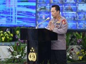 Corona Menggila, Kapolri Terbitkan e-Book Pedoman Hadapi Klaster COVID-19