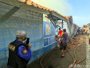Api Lalap Tiga Warung Wisata di Palabuhanratu Sukabumi