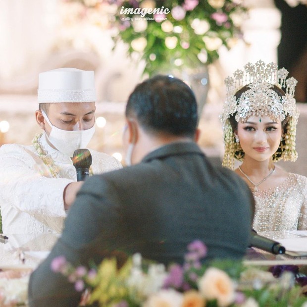 Nanda Arsyinta dan Ardya memberikan mahar saham ditaksir mencapai 79 juta rupiah/instagram.com/nandaarsynt