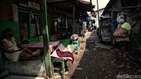 Sepi Suram Kampung di Semper Barat yang Lagi Lockdown