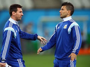 Bela Messi, Aguero Tolak Wawancara dengan Media Prancis