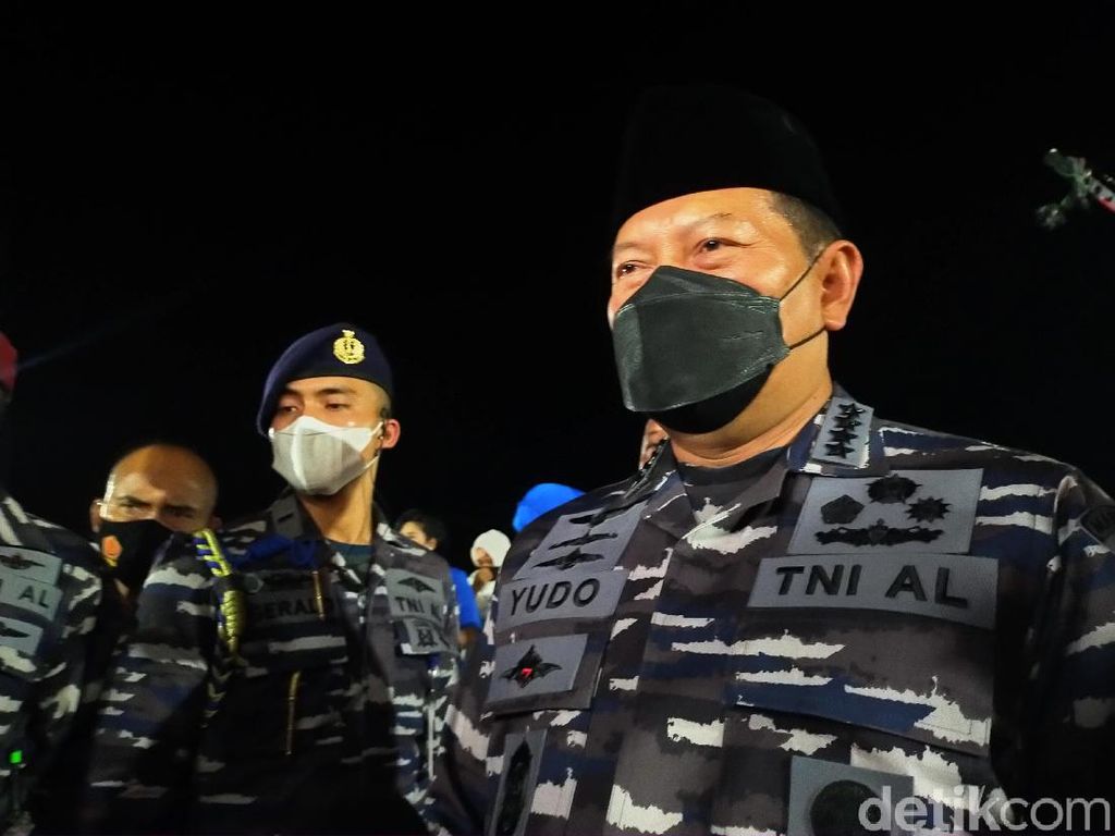 Doa Bersama Digelar dalam 40 Hari Tenggelamnya KRI Nanggala-402 Doa Bersama Digelar dalam 40 Hari Tenggelamnya KRI Nanggala-402